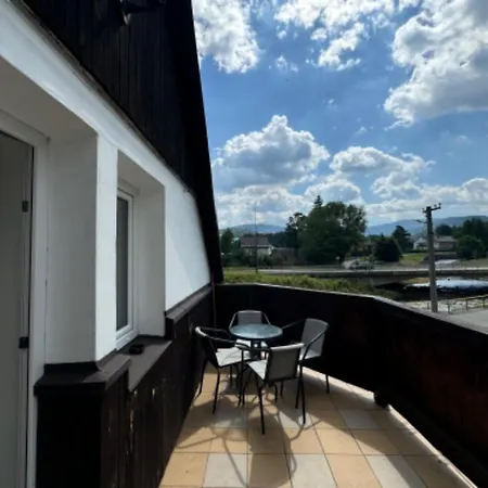 Vendégház A Rybarska Basta U Jesetera 3*