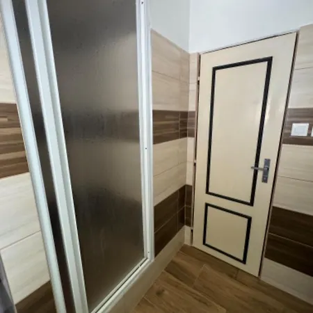 Guest house A Rybarska Basta U Jesetera